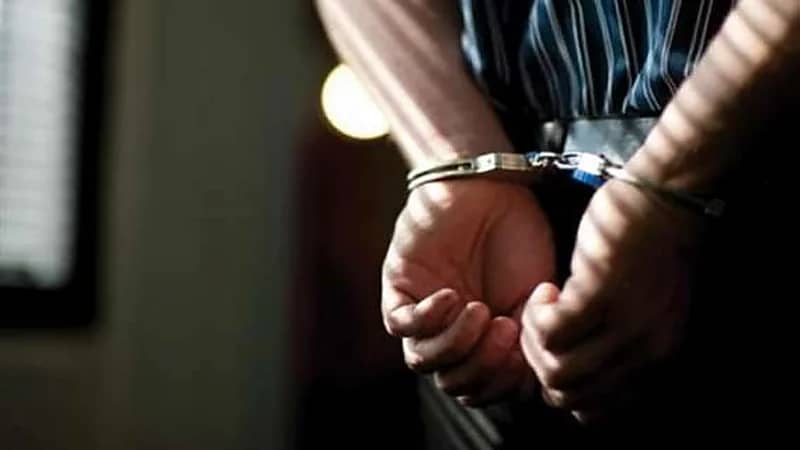 رجل يقتل صديقه بعد ممارسة علاقة شاذة