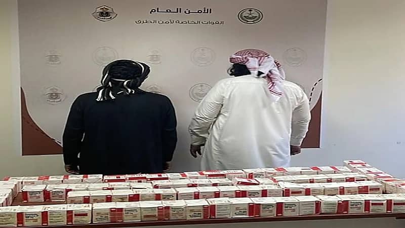 القبض على شخصين بحوزتهما 12 ألف قرصًا خاضعًا لتنظيم التداول الطبي بعسير