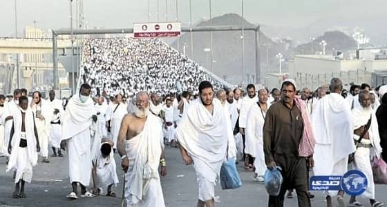 بالفيديو.. مواطن يكشف طرق الابتزاز الإلكتروني.. ويحذر النساء من شواحن سيارات المشاوير