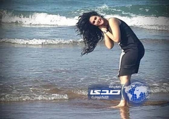 صور سلمى رشيد على شاطئ دياب تستفز جمهورها