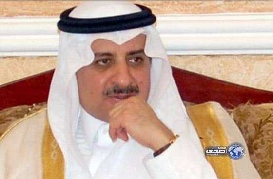 سمو أمير منطقة تبوك يقدم تعازيه في وفاة والدة شيخ قبائل الحويطات