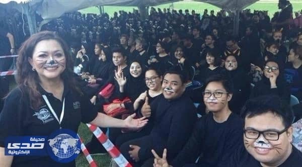 أكبر تجمع للقطط البشرية في العالم يُحقق ر قم قياسي جديد