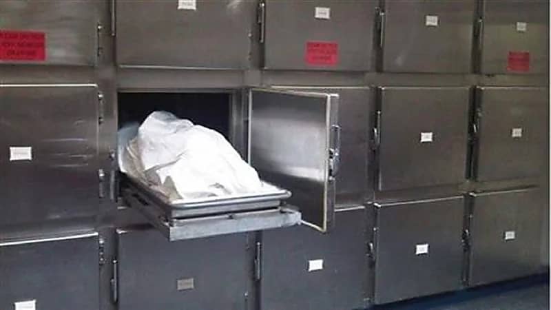 مقتل شخص على يد زوجته وابنته