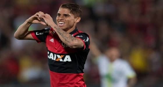 الهلال يعاود التفاوض مع جوستافو كويلار