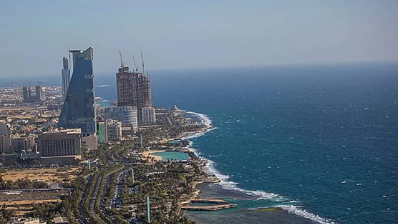 صدور قرارات بإلغاء 110 صكوك على "بحر جدة" لأمراء ووزراء ورجال أعمال