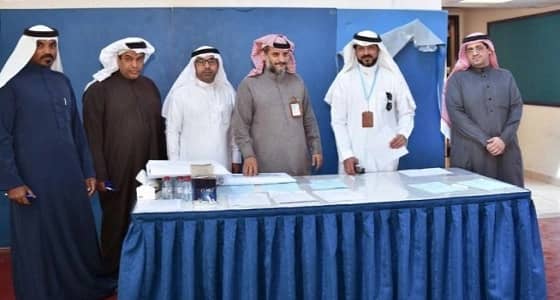بالصور.. 391 متقدمًا ومتقدمة للإشراف بمدارس القطيف
