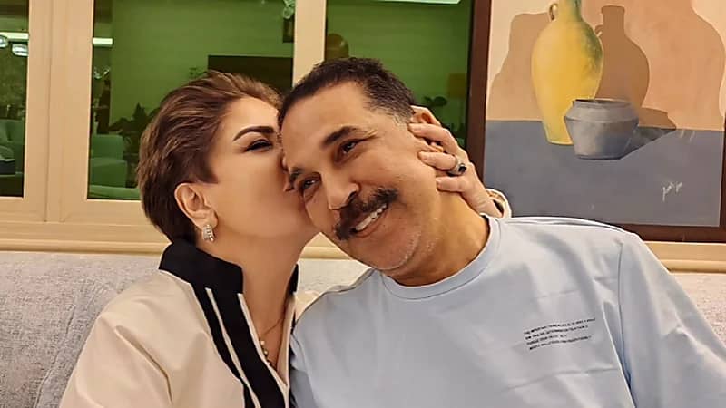 فجر السعيد تزور عبدالله الرويشد في منزله بعد رحلته العلاجية .. فيديو