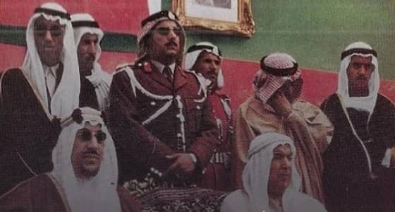 صورة نادرة للملك " سعود " أثناء زيارته للكويت عام 1953م