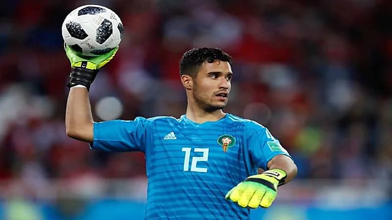 نهضة بركان ينافس روشن على ضم منير المحمدي