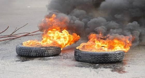 أنصار حركة " أمل " يقطعون طرقات في بيروت رفضا لـ " فيديو باسيل "