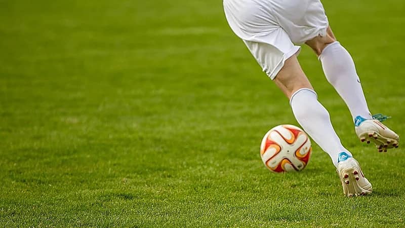 السماح بإضافة 5 لاعبين مواليد 2005 ضمن أندية الدرجة الثانية