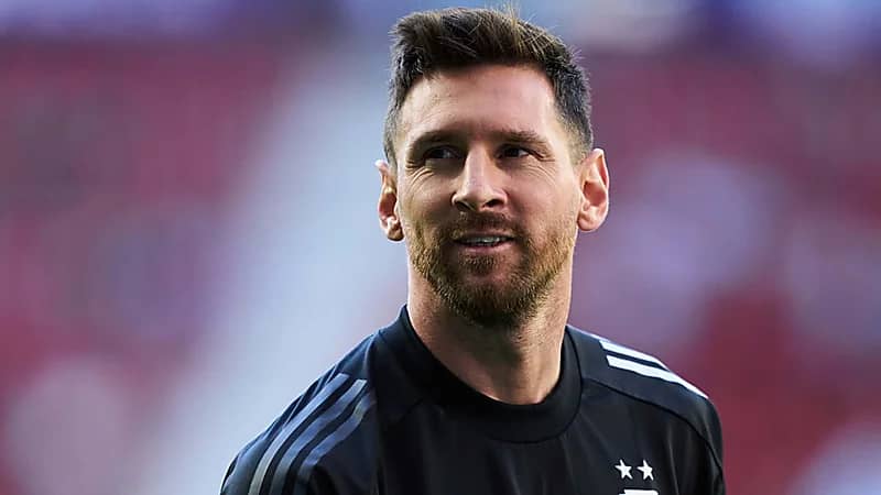 ميسي يوجه رسالة اعتذار لجماهير الصين .. فيديو