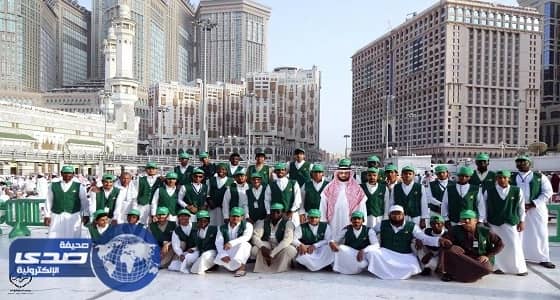 الكناني وأبناء السجناء والمفرج عنهم من ساحات الحرم يبايعون ولي العهد