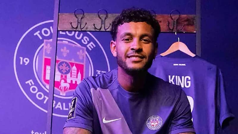 الخليج يقترب من التعاقد مع مهاجم أجنبي