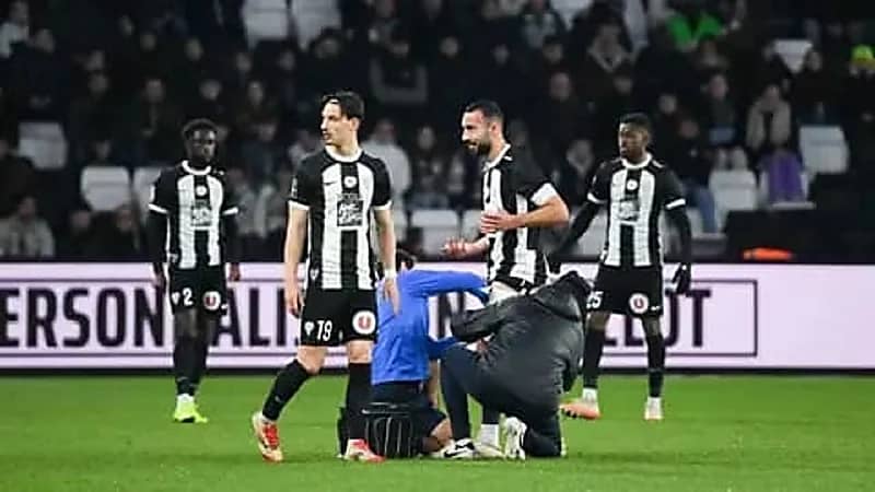 عبدلي يرد على اتهامات الصحافة الفرنسية بشأن كسر الصيام