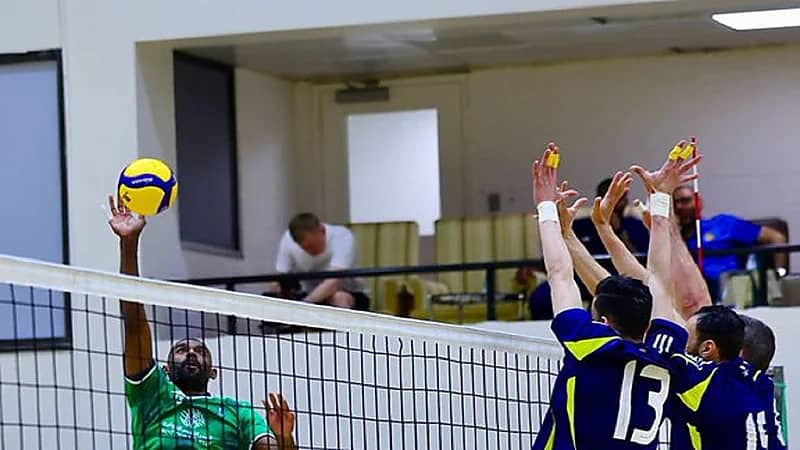 الهلال يفوز على الخليج والنصر يهزم الأهلي بدوري الكرة الطائرة