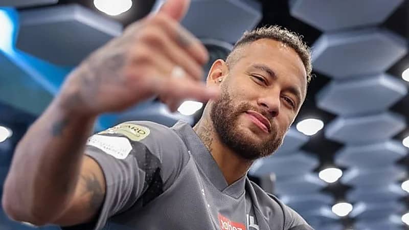 عرض مغرٍ من شيكاغو لضم نيمار