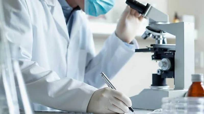 ابتكار نسيجا فريدا يمتص حرارة الجسم ويبرده