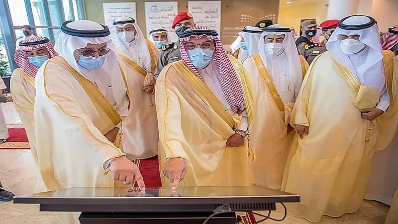 بالصور .. تدشين مبادرة لتأمين إنشاء 15 مدرسة ومجمعاً تعليمياً بالقصيم