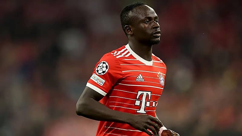ناد بروشن ينافس الأهلي على ضم ماني