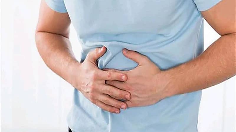 عادات خاطئة يجب توقف مريض القولون العصبي عنها