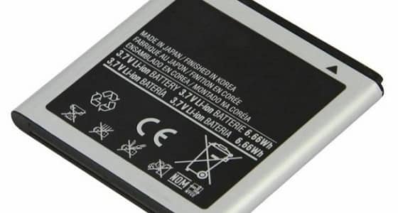 تحذير من التخلص من بطاريات الليثيوم في سلة القمامة