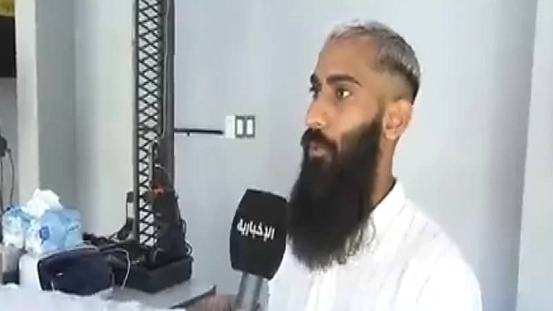 شاهد.. مواطن يروي قصة نجاحه في "الحلاقة "