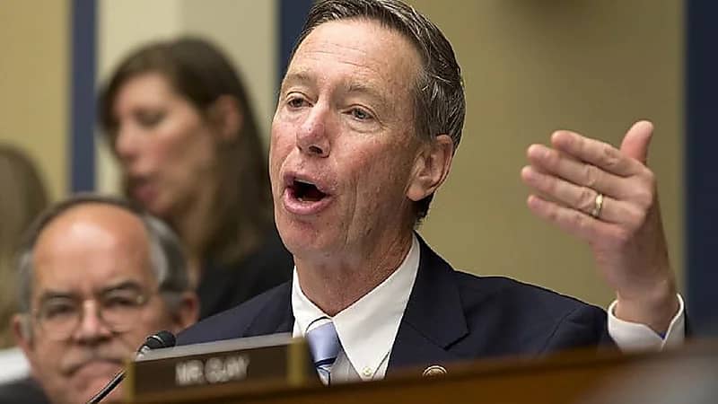 إصابة نائب في الكونجرس الأمريكي بكورونا رغم تلقيه جرعتي اللقاح