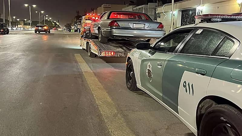 المرور يضبط قائد مركبة مارس التفحيط في شارع عام بالرياض
