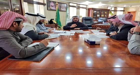 بالصور.. أمين الشمالية يناقش عدد من المبادرات بمكتبه