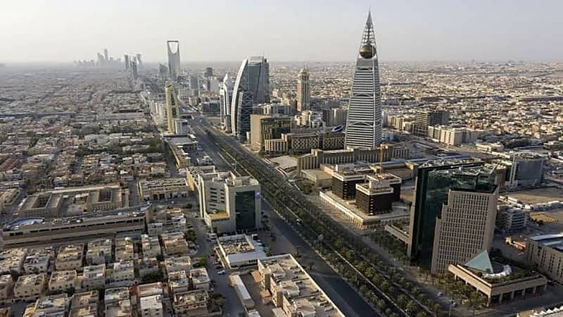 بالفيديو.. "المغلوث": تصنيف وكالة "موديز" للمملكة بسبب حجم التعامل السعودي