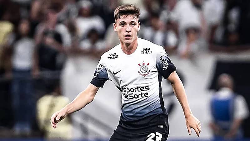 وكيل أعمال بيدون: ستكون فكرة جيدة أن يلعب في الأهلي