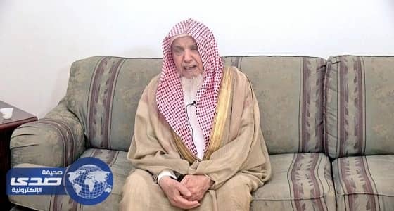 فيديو.. فنانون وجموع غفيرة في عزاء أبو بكر سالم