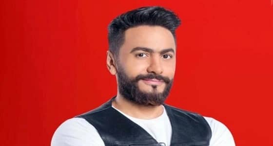 بالفيديو .. تامر حسني يخضع لرجيم قاسي بسبب " البدلة "