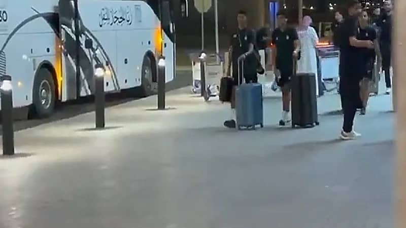 بعثة الخلود تغادر إلى تركيا.. فيديو