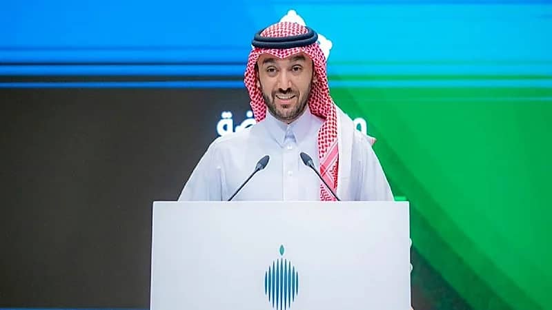 وزارة الرياضة تنفي طلب رؤساء الأندية مقابلة الوزير