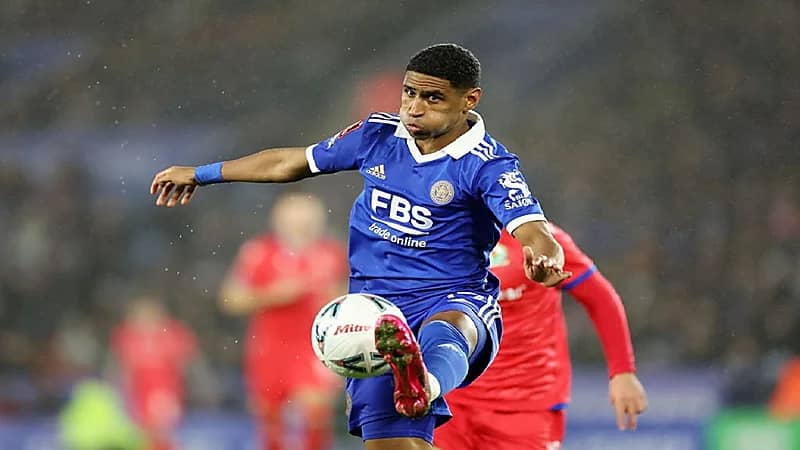 عرض مغري من الهلال لضم تيتي