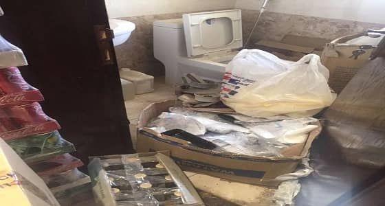 بالصور.. ضبط شقة سكنية لاستغلالها كمستودع بـ " وسط الدمام "