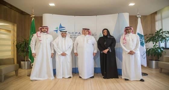 وزير التجارة والاستثمار يدشن " تحقق " و " الشفافية " أبرز خدمتين لهيئة المحاسبين