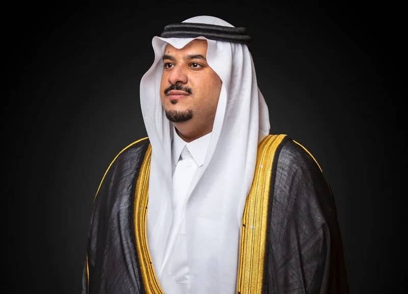 أمير الرياض بالنيابة يشدد على ضرورة الالتزام بكافة الإجراءات الاحترازية