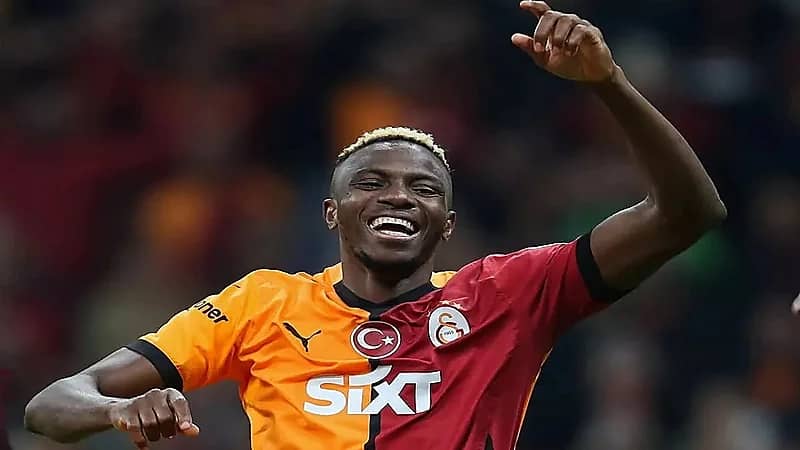 أنباء عن مفاوضات نصراوية مع أوسيمين بعد رفضه للهلال