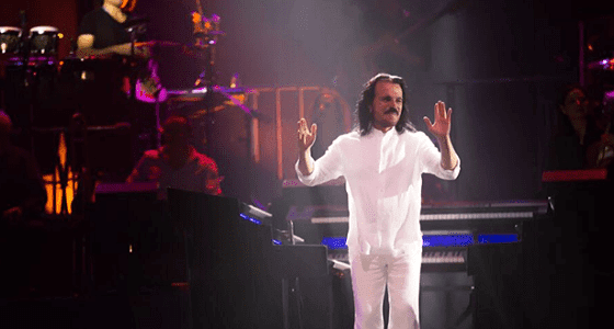 بالصور.. وسط حضور أكثر من 2000 عائلة.. ياني يحيي أولى حفلاته في جدة