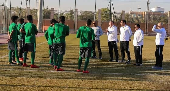 بالصور.. المنتخب الأولمبي ينهي تدريباته على فترتين بالرياض اليوم