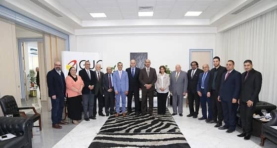 بالصور.. الملحق الثقافي للمملكة بالقاهرة يزور الجامعة الألمانية