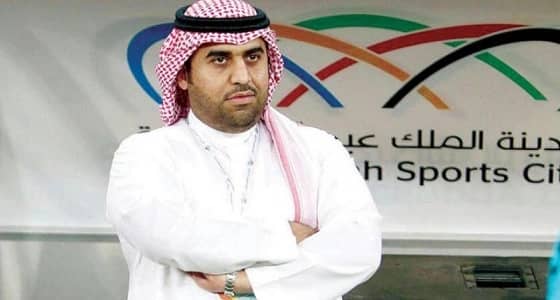 المقيرن يعمل في صمت لإعادة ترتيب أوراق العميد