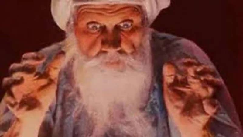 ساحر يبتز ضحاياه النساء بصور خادشة لهن 