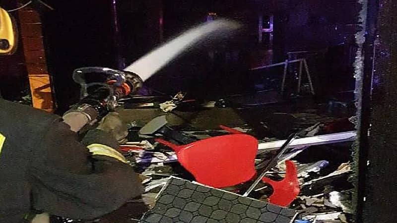 إصابة 4 أشخاص في حريق بمطعم بالخرج