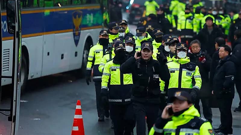 مطالبات جديدة بإعتقال رئيس كوريا الجنوبية