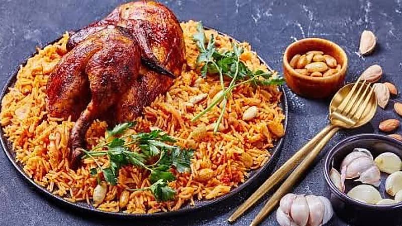 الكبسة السعودية تنال إعجاب الحجاج .. فيديو