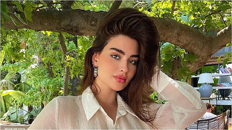 روان بن حسين تثير الجدل بتوثيق شد ترهلات منطقة حساسة